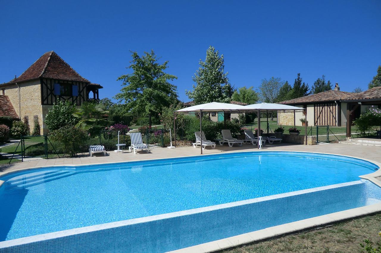 Hotel Au Jardin Fleuri Bosset Exteriér fotografie
